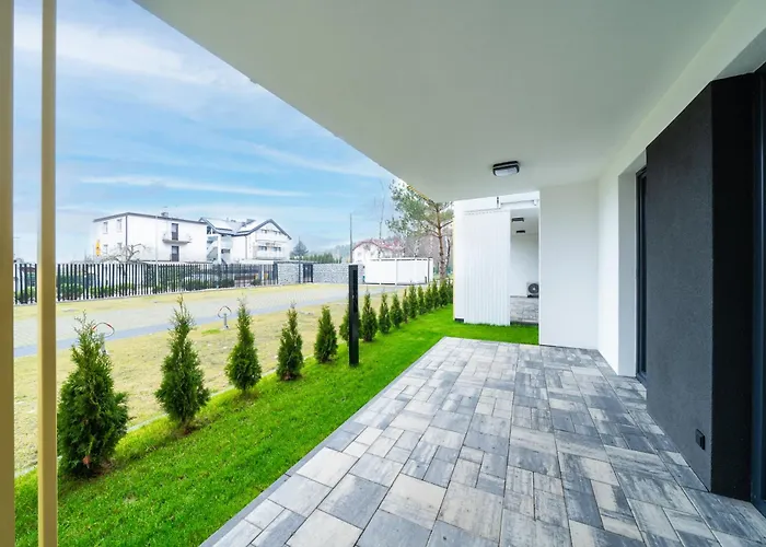 Posesja & - Posesja Plazowa 4a I *